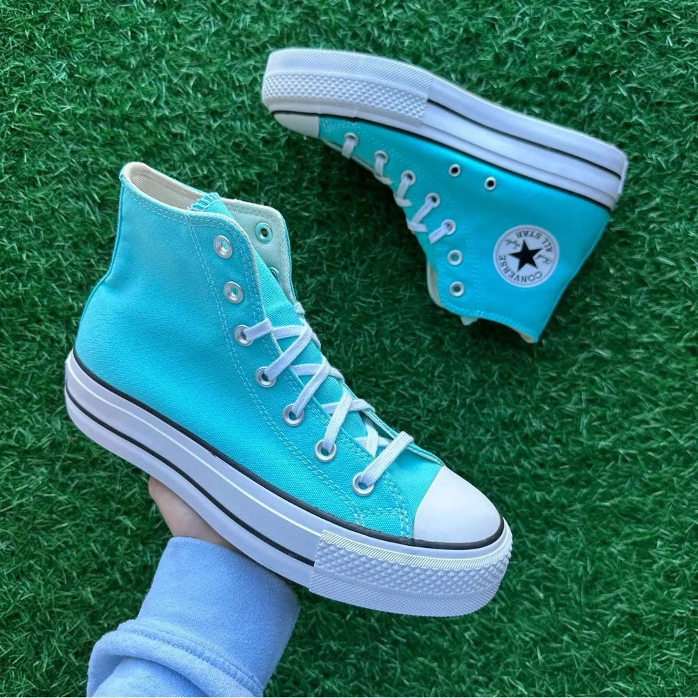🎁Converse Chuck Taylor All Star Ctas Lift Hi Triple Cyan - Picture 2 of 12